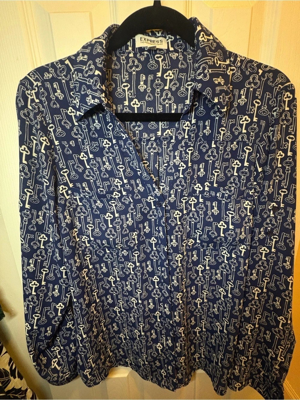 Express The Portofino Shirt Key Print Button Down Shirt in Blue & White Size M